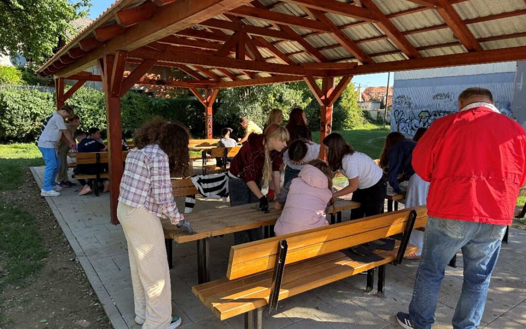 Kad se male ruke slože, sve se može!